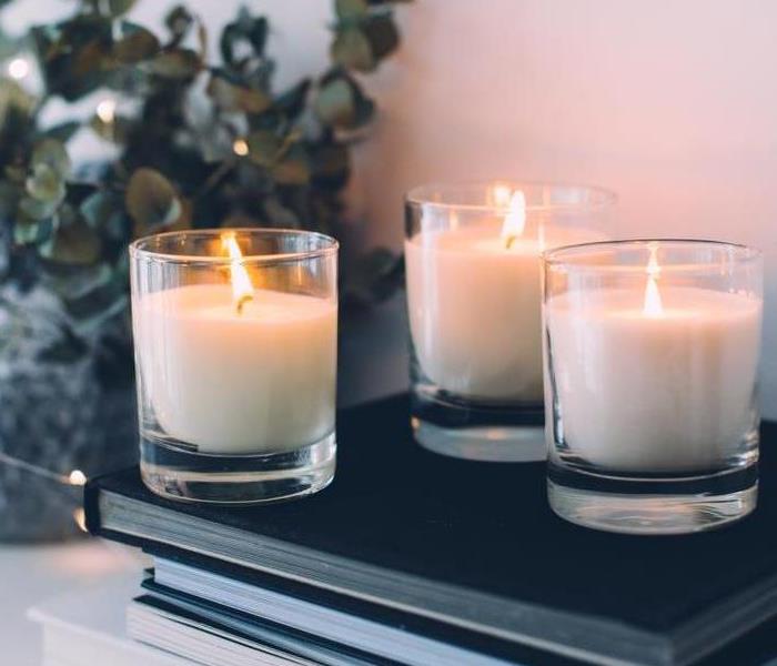 3 white candles